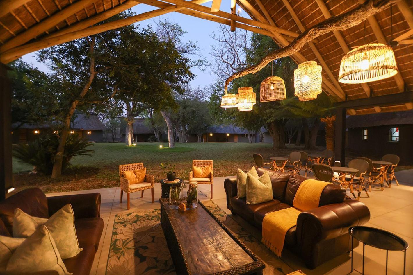 Tomo Safari Lodge Hoedspruit Exterior photo